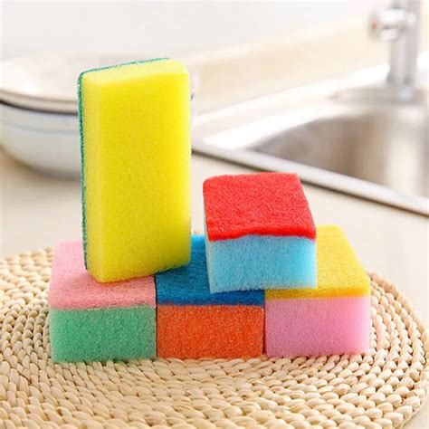 Multi pack magic eraser sponges